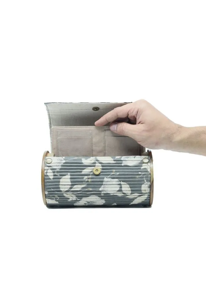 Phaa Round Clutch - Single Sleeve
