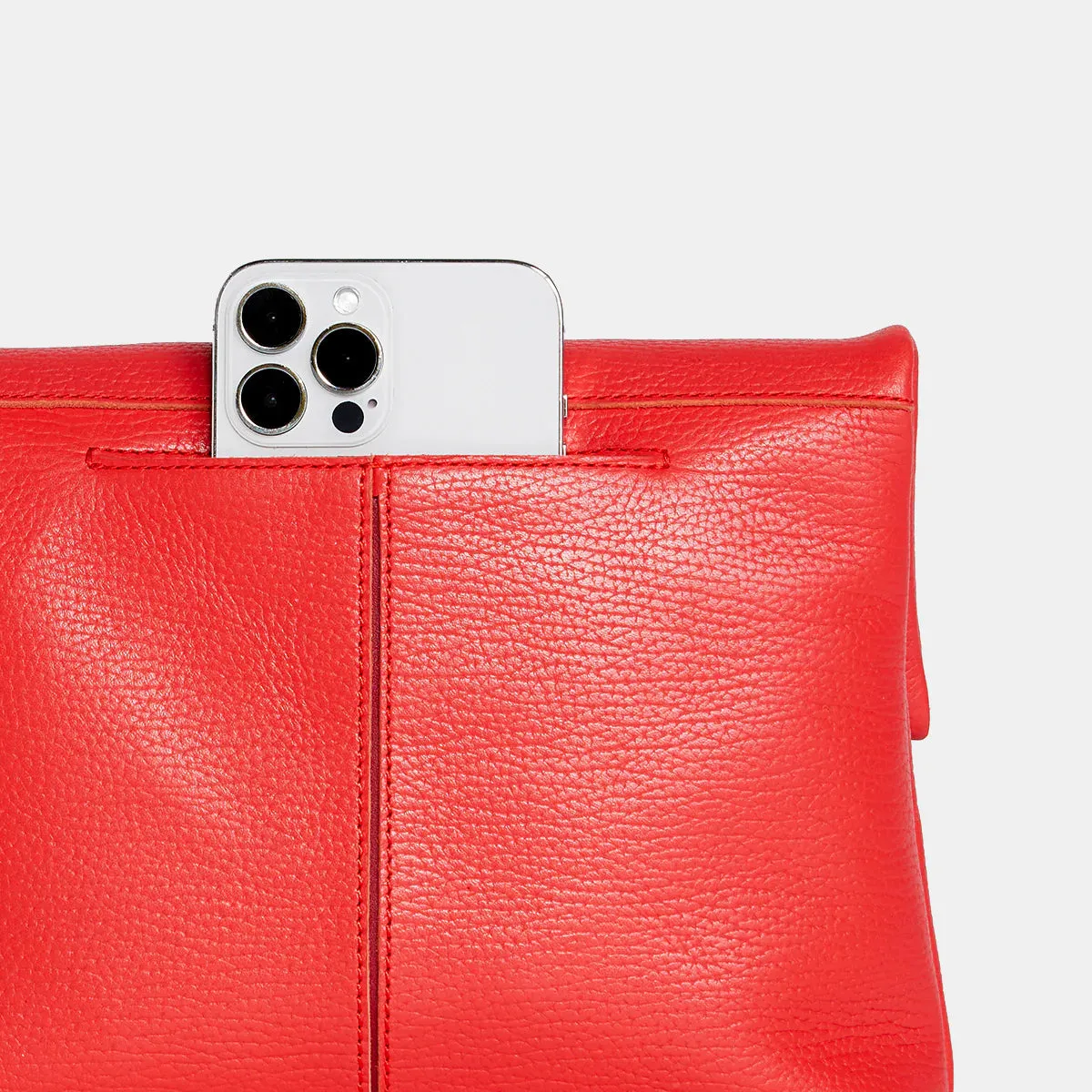 VIP MED Handbag in Lighthouse Red/ Silver